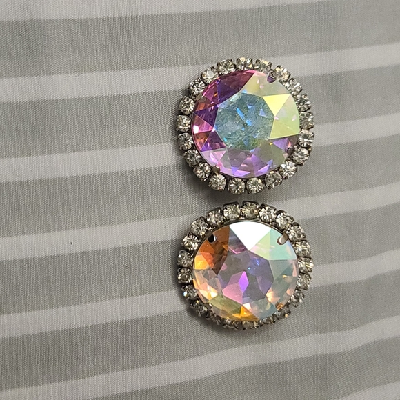 Large statement clipons. - Picture 6 of 6